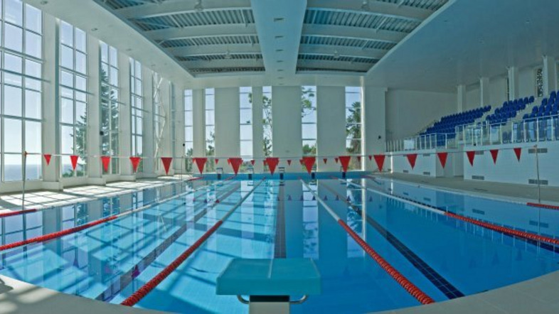 BUŁGARIA Warna - Obozy SPORTOWE: BASEN 25 m, BOISKO trawiaste, 3 x HALE wielofunkcyjne!